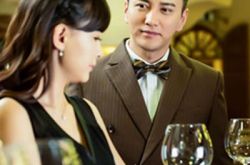 王仁君周奇奇出演《翻译官》  两人一见钟情 