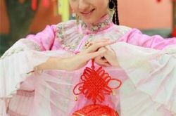 麦迪娜·买买提在英雄封神榜中扮演谁 被不少网友称为麦迪萌 