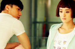 《我的十年》中鬼鬼和乔任梁演绎钢琴别恋  女方倒追男方 