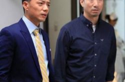 段奕宏和孙红雷同台  “我愿意”互称兄长 