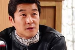 你认识裴宗玉的前夫金相中吗 在特勤中与金刚于周元追击怪物 