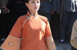 赵冬苓的作品之红高粱 看周迅朱亚文之间的爱恨情愁 