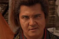 竹内力年轻有力带日本刀参加试映 其参演电影《不幸的大佬》 