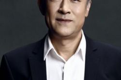 李建义冯远征电视剧推荐 《幸福向前走》两人上演问题父子 