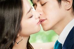 泷泽秀明武井咲出演《毫不保留的爱》 两人演绎禁断恋 