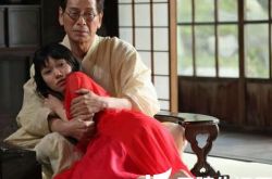 大杉涟和二阶堂富美电影蜜之哀伤介绍 女主角能变换成金鱼 