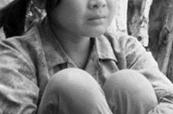 王长虹演员的电视剧暖春 偏远小山村里孤儿小花的故事 