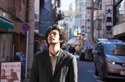 小田切让出演《大川端侦探社》 男神化身名侦探睡姿迷人 