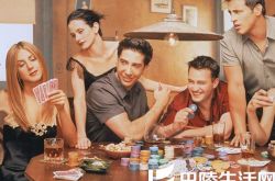 大卫阿奎特老友记客串 六大主演12年后重聚 