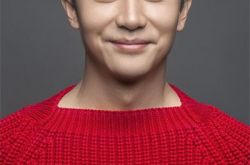 黄轩演过的电影《推拿》 是一部关于盲人题材的文艺电影 