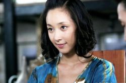 廖晓琴剧照欣赏 《杠上开花》化身“水果西施” 