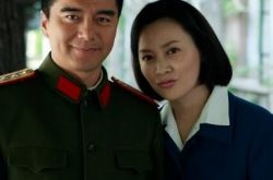 阎青妤演过的电视剧之用一生去爱你 昔日女神化身居委会大妈 