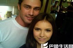 泰勒金尼吸血鬼日记精彩出演 化身狼人尽显野性 