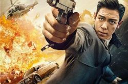 BigBang崔胜铉TOP《失控》预告曝光 飙车肉搏跳飞机