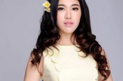 女演员赵佳琪照片欣赏  《职场会笑场》颜值爆表引关注 