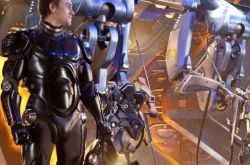 帕蒂博伊德电影之环太平洋 看钢铁机器人大战外星怪兽 