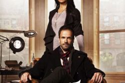 约翰尼李米勒和刘玉玲电视剧之基本演绎法 看两人联手破奇案 