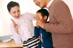 程丽莎演过的电视剧作品众多 银幕形象时而妩媚时而清纯 