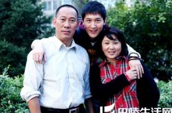 普超英演过的电视剧《都是兄弟》 引发人们对于亲情的反思 