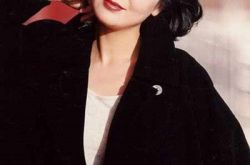 金莉莉演过的电视剧《恋爱相对论》 讲述都市青年的爱情故事 