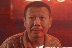 钟镇涛与午马演的鬼片为《火烛鬼》 潇洒哥被指太迟获奖 