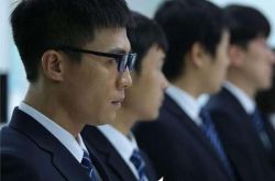 海清杜淳主演的电视女不强大天不容 女性媒体界闯出新天地 