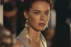 康妮尼尔森电影剧情解析 出演《神奇女侠》演技爆棚 