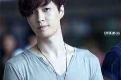 张艺兴家庭背景引热议 小绵羊到底出自怎样的环境呢