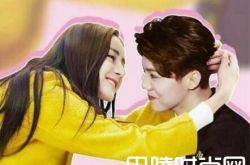 鹿晗和迪丽热巴亲吻照公开恋情 揭鹿晗比热巴大多少岁