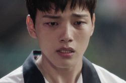 《再次重逢的世界》吕珍九死后重生吓坏李沇熹