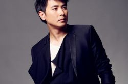 保剑锋老婆出生年月日 何珈好比保剑锋大几岁