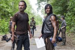 《行尸走肉》瑞克曝内幕 弩哥留任当老大？