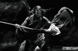 《影》入围金马奖12提名 张艺谋挥别浓彩改走水墨风