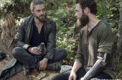 《行尸走肉》2角色发展同性恋情 原著漫画泄可能走向