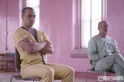 詹姆斯《玻璃先生》再度24个人格分裂 野兽训练内幕曝光