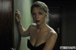 女主角情欲戏拒绝即兴拍摄 导演画出床上姿势