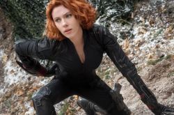 黑寡妇造型大比拼 你最爱哪个黑寡妇