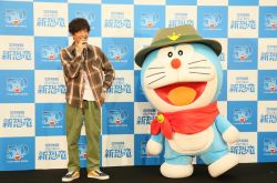 《哆啦A梦》50周年电影宣布延期 4月接棒《柯南》网抖了