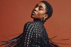 首位女性007曝光 非裔女星接任邦德