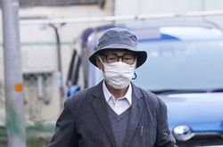 日本狗仔逼问宫崎骏对《鬼灭之刃》看法引发网友众怒