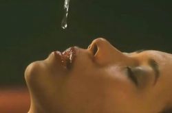 莫文蔚揭《喜剧之王》鼻涕成份 《整鬼专家》剃光头原因曝光