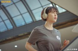 李荷娜泄拍《VOICE》幕后靠憋气 第四季黑化有四种人格