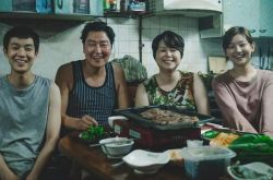 韩高预算商业电影Top10排行榜