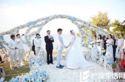 吴奇隆妈妈在台机场被问抱孙子便大笑 疑似刘诗诗有喜