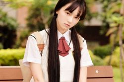 黄灿灿的个人介绍以及是否整容的分析,黄灿灿整容前后的对比照