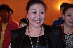 郭德纲老婆背景与美艳近照 郭德纲原来这么风流!