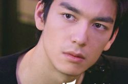 丹尼斯吴有没有整容,丹尼斯吴电影今夜无人入眠