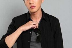 张若昀的父亲张健知名导演 张健个人资料影视作品盘点