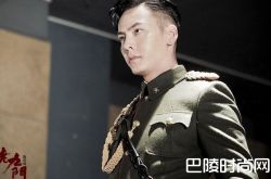 当红王陈伟霆玩制服诱惑 网友们大呼帅炸天