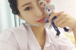 小z妹妹花椒直播视频及房间号介绍 小z妹妹胸围多大